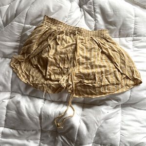 yellow shorts white stripes american eagle